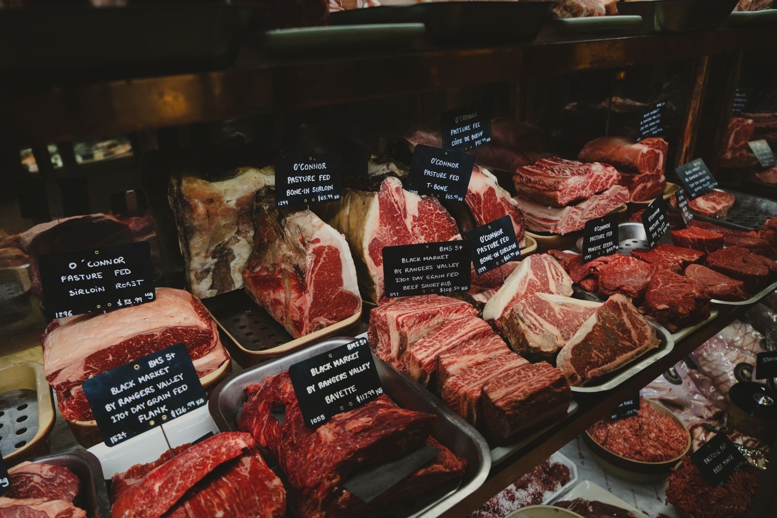 Variedade de cortes de carne selecionados